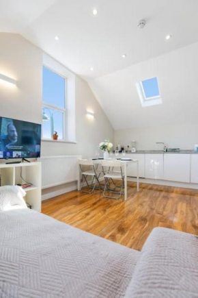 Two bed Apartment in Leytonstone